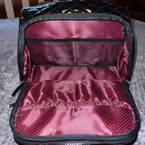CABOODLES Black Patent Leather Carry On Makeup Bag Top Handles - Picture 15 of 16
